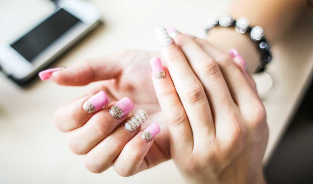 How To Safely Remove Sns Nails at Home