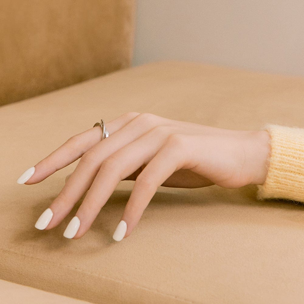 What are Semi Cured Gel Nails?